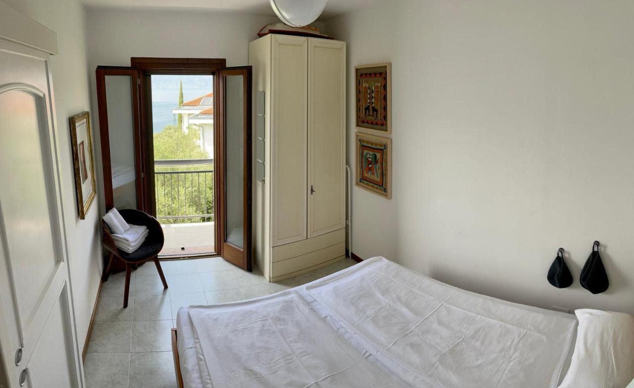 Casa Prima Vista Appartement Torri Del Benaco Buitenkant foto