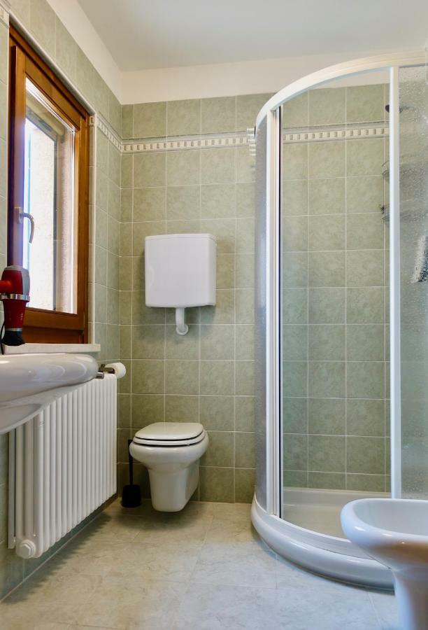 Casa Prima Vista Appartement Torri Del Benaco Buitenkant foto
