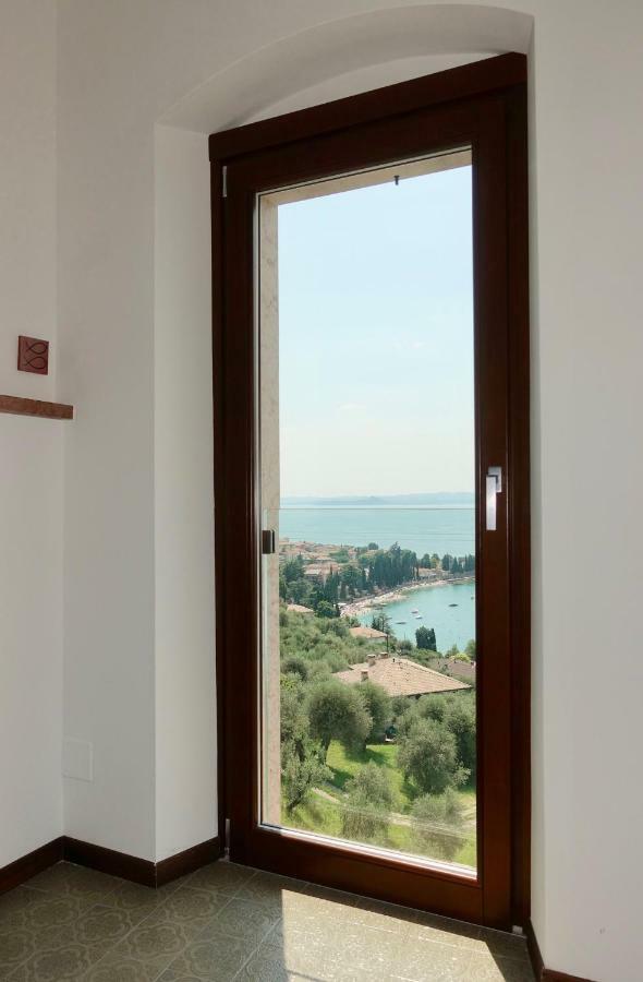 Casa Prima Vista Appartement Torri Del Benaco Buitenkant foto